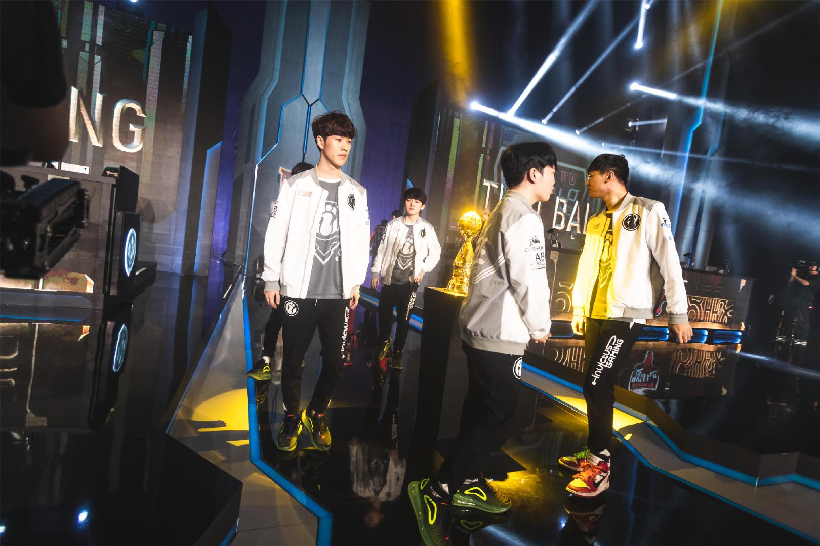 【前瞻】2025LPL春季赛 1月28日 OMG vs SN