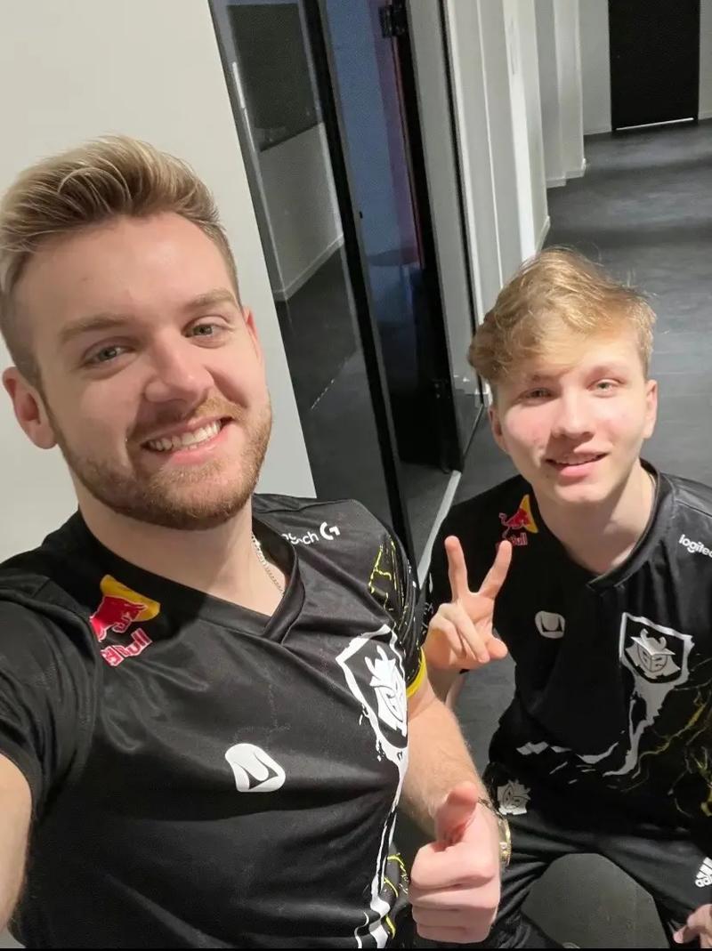 来了❗深圳 Ninjas in Pyjamas 俱乐部正式宣布：前 S9 冠军中单 Doinb 以自由球员身份加盟！